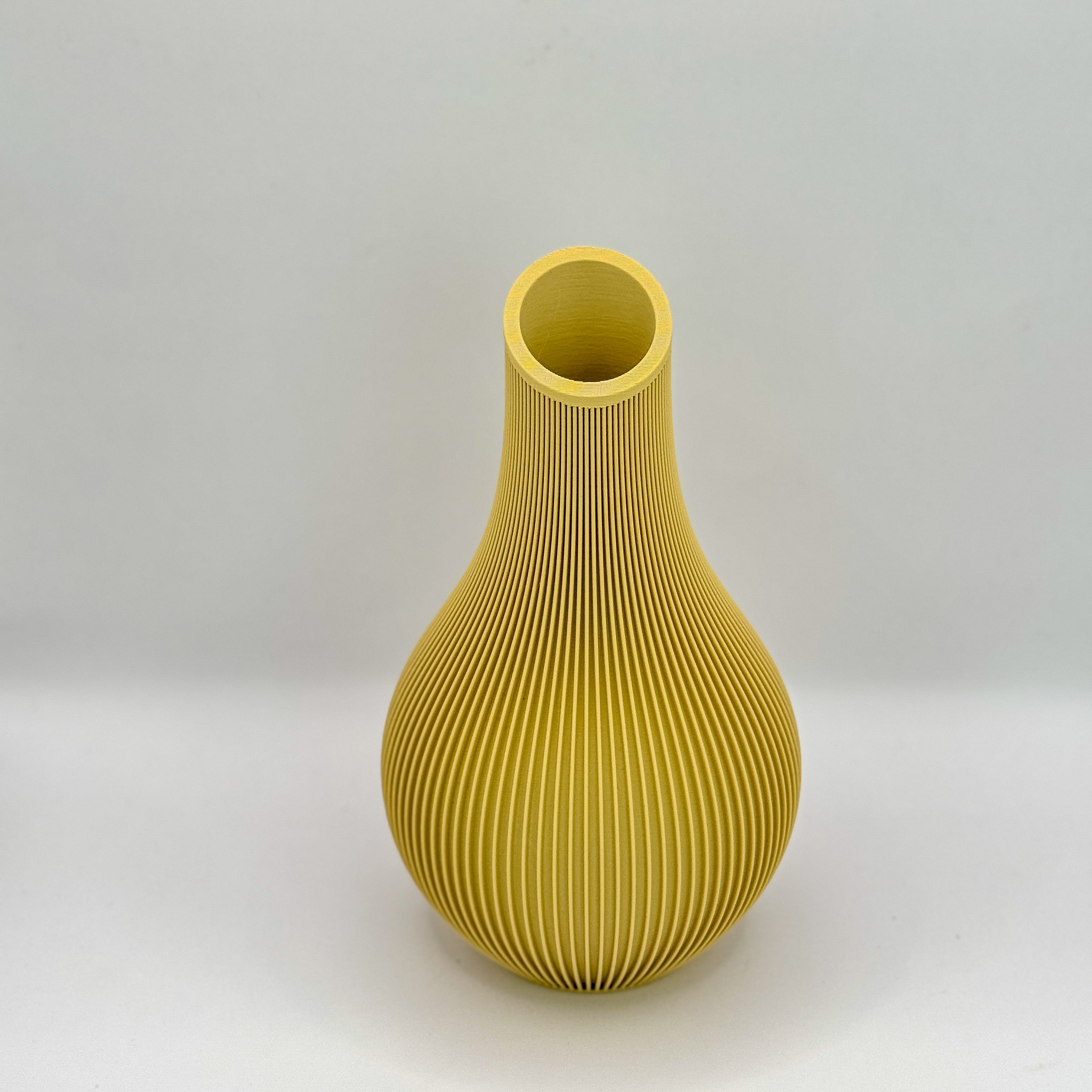 Design Vase „Ribbed Flow“ – Moderne 3D-Druck Vase aus PLA (18 Farben)