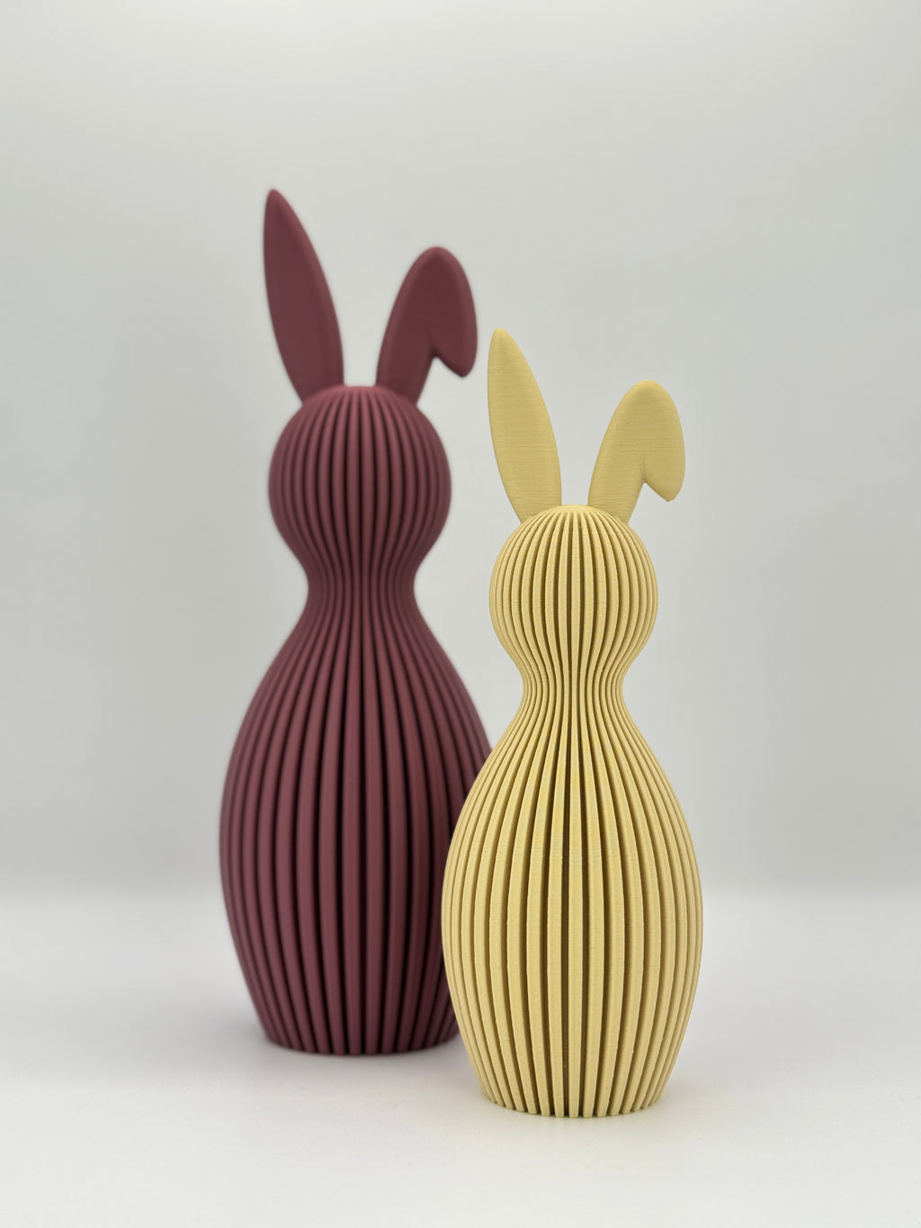 Moderne Hasen Deko aus 3D-Druck – Design-Hasen mit abgeknicktem Ohr aus PLA