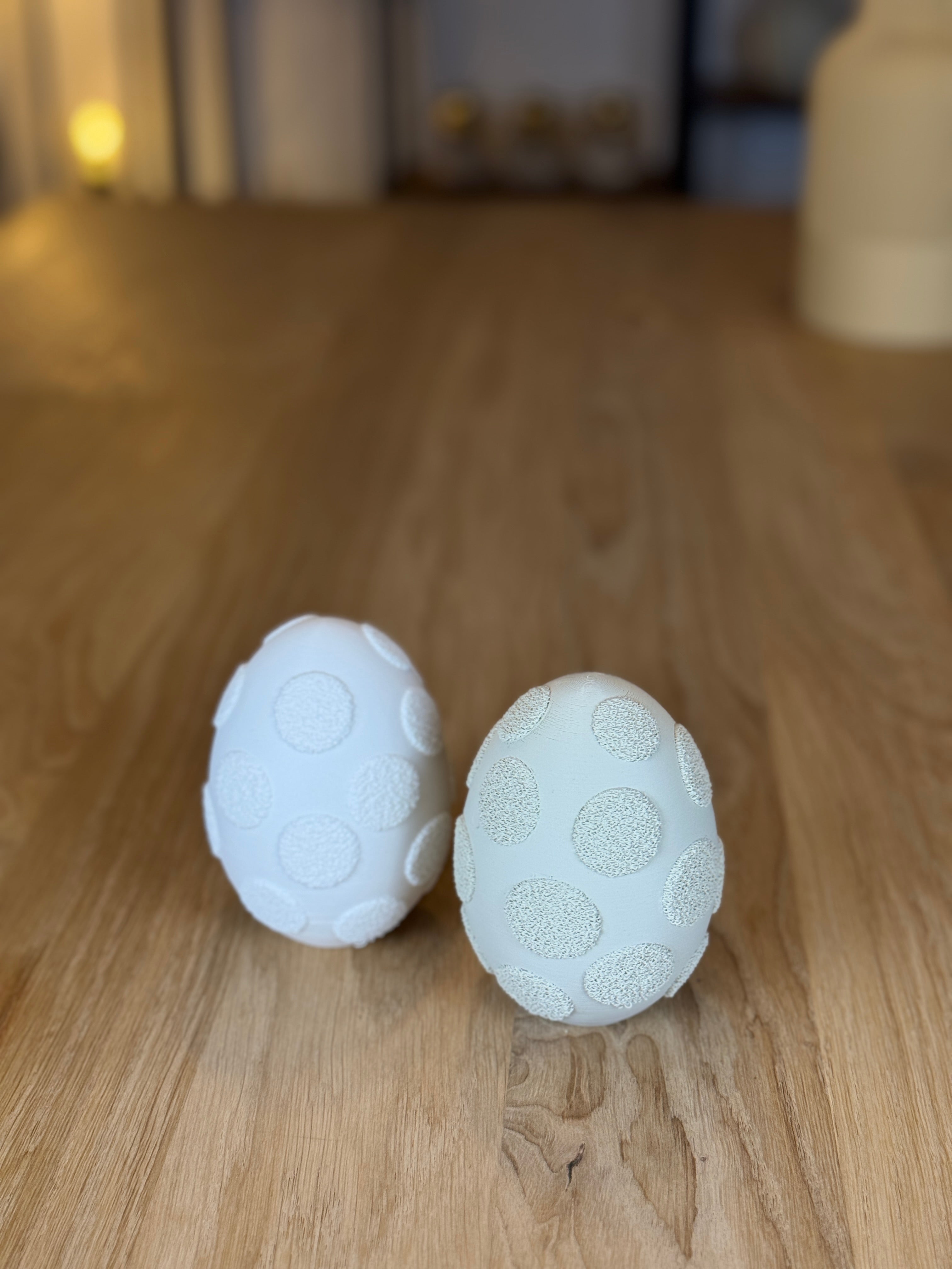 Dekoratives 3D-Druck Ei aus PLA – Modernes Design, 100 mm, leicht & hohl