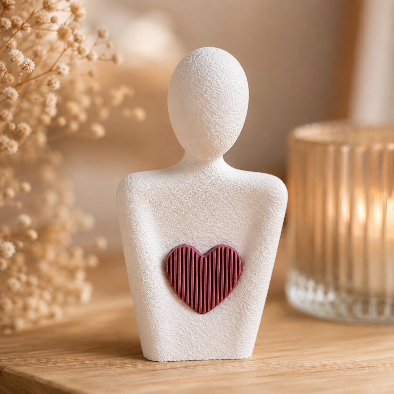 Minimalistische PLA-Skulptur ‚Herz in Umarmung‘ – Symbolfigur der Verbundenheit (133 mm)