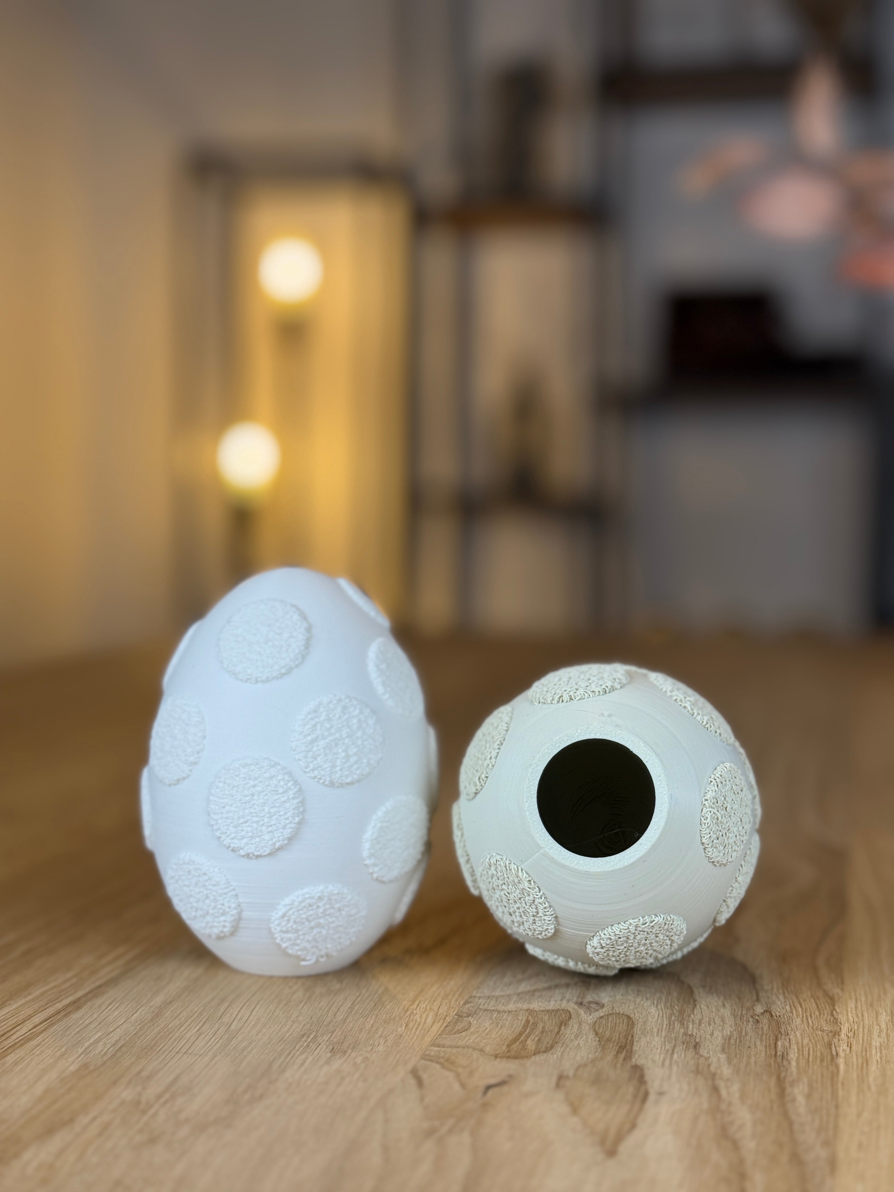 Dekoratives 3D-Druck Ei aus PLA – Modernes Design, 100 mm, leicht & hohl
