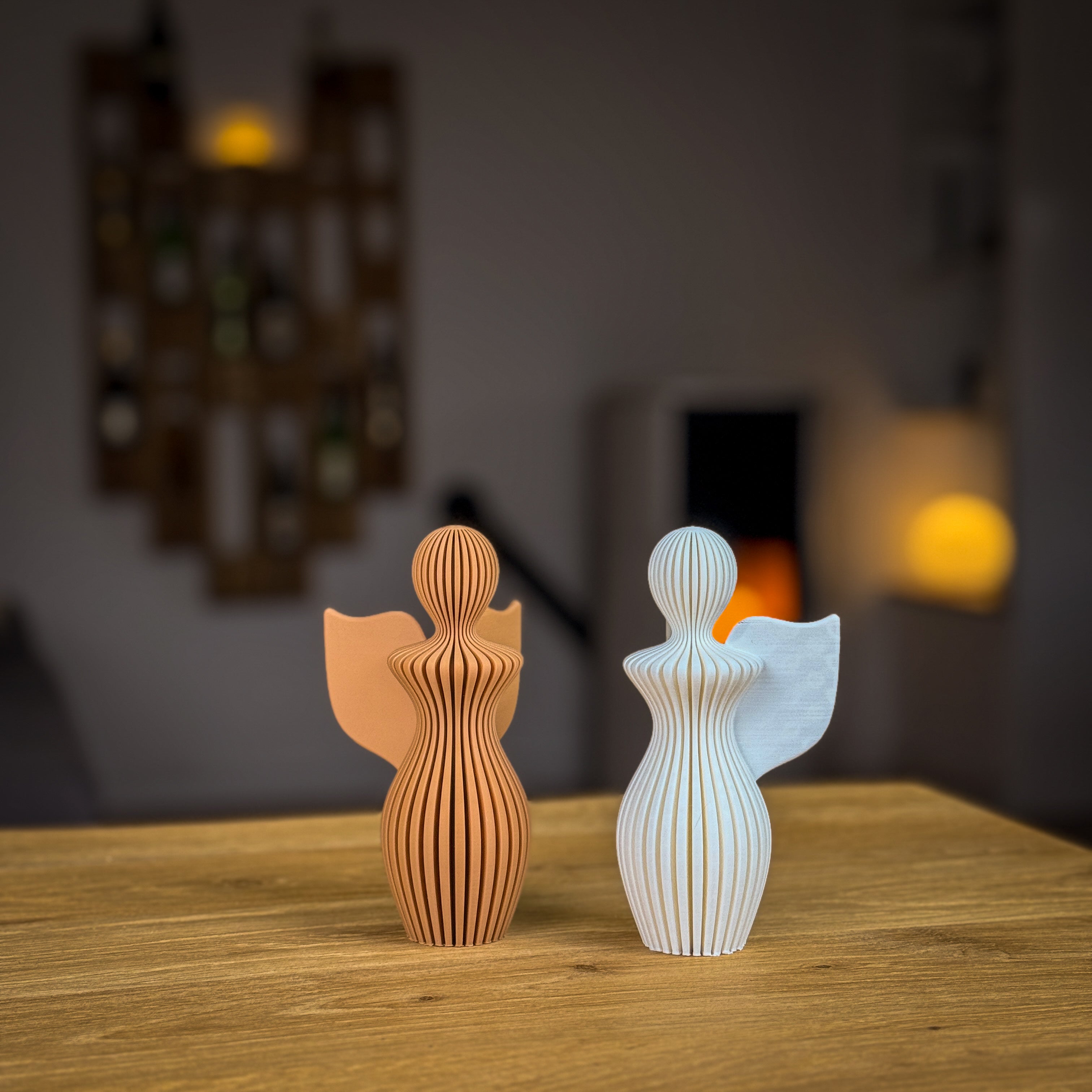 3D gedruckter Engel Dekofigur aus PLA (130 mm) – Moderne Engel Figur, Geschenk & Wohnungsdekoration – 18 Farben