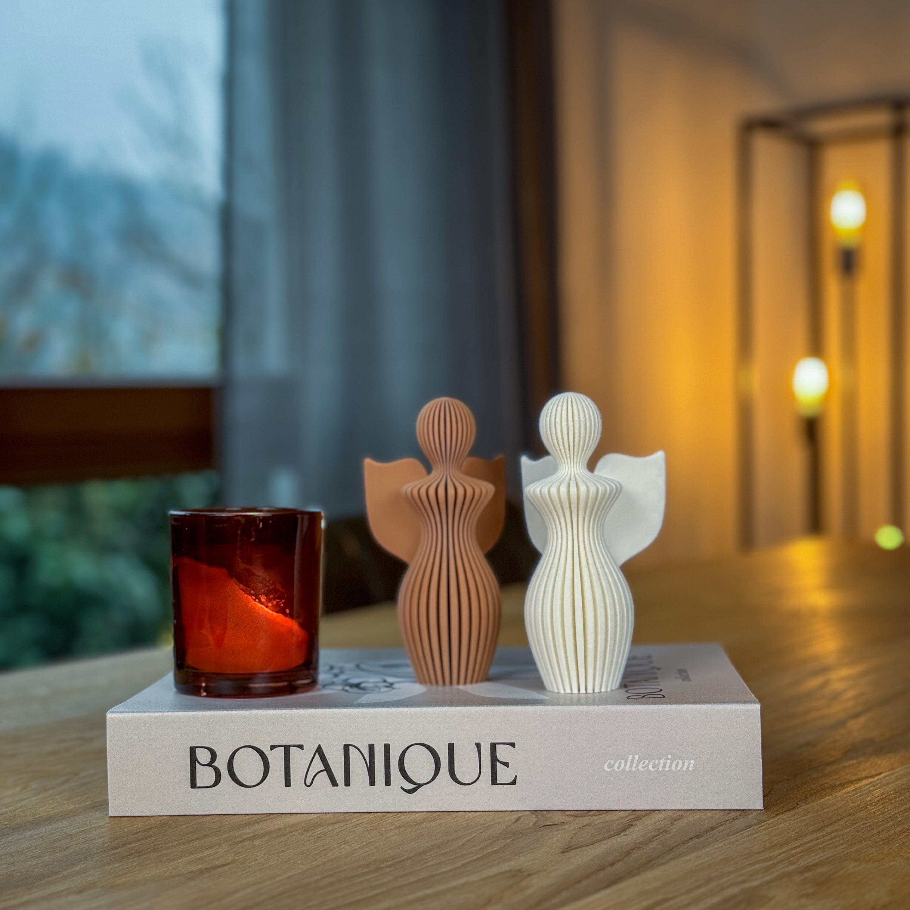 3D gedruckter Engel Dekofigur aus PLA (130 mm) – Moderne Engel Figur, Geschenk & Wohnungsdekoration – 18 Farben