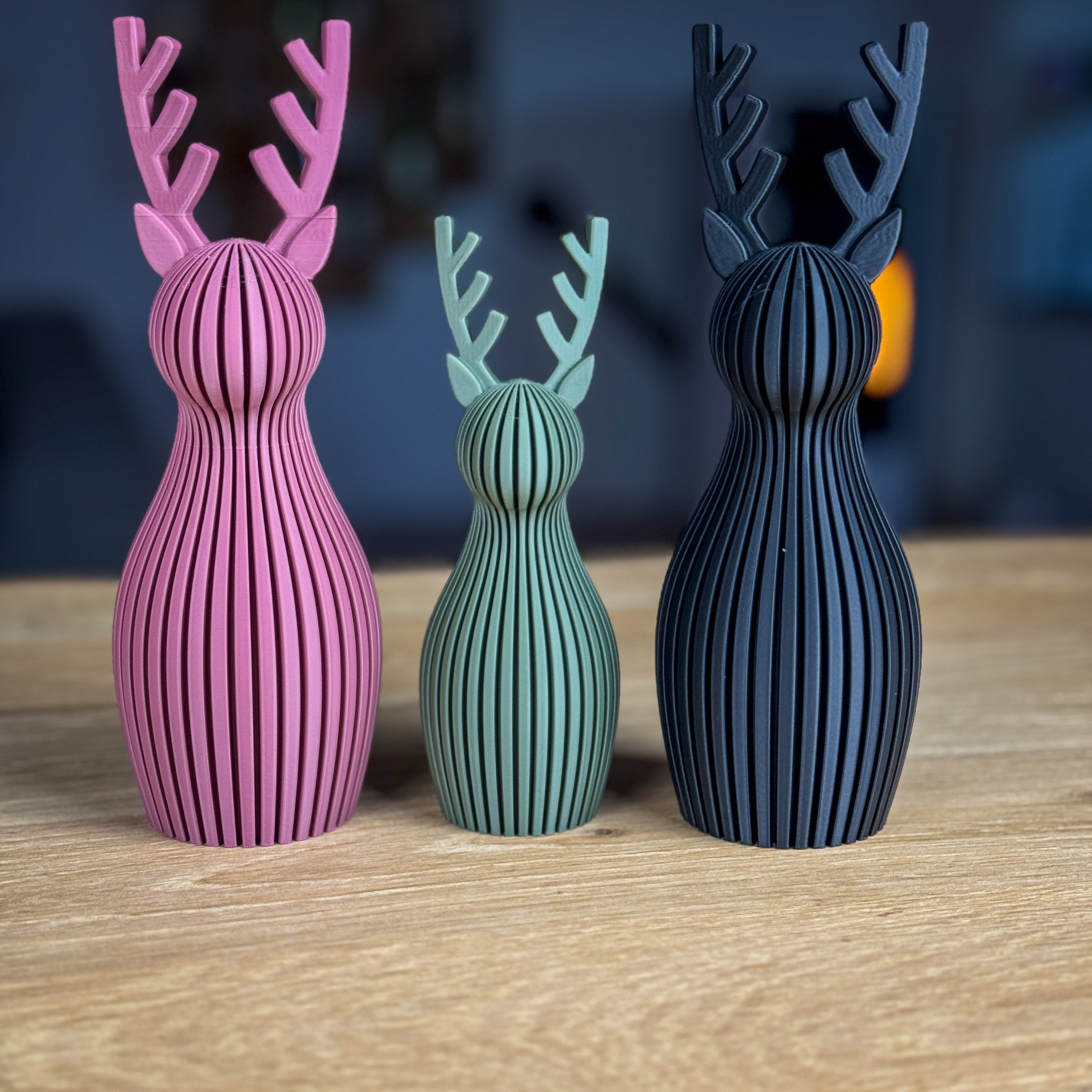 3D-gedrucktes Rentier aus PLA – Dekoration in zwei Größen (135 mm & 175 mm) – 18 Farben verfügbar