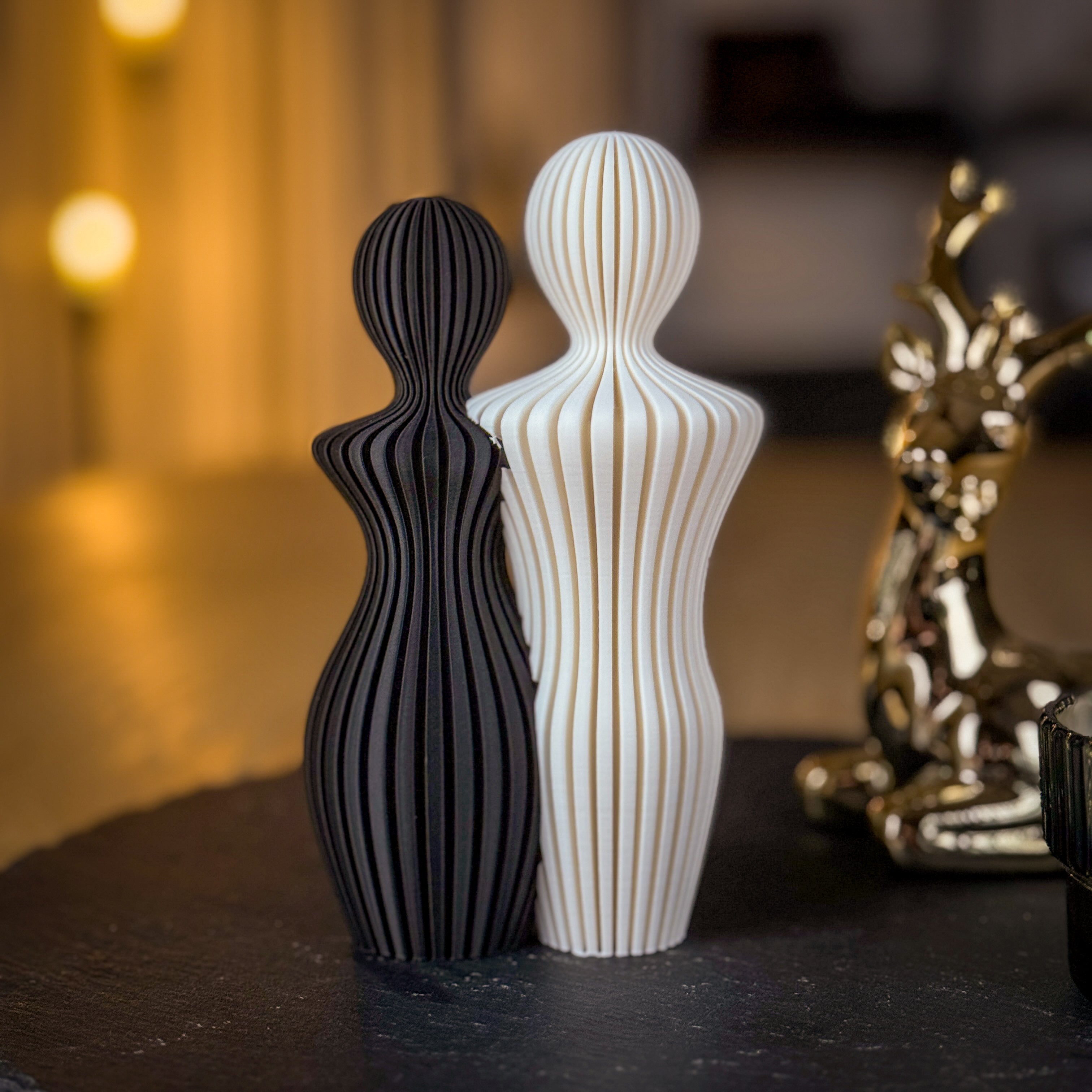 Minimalistische PLA-Paar-Skulptur ‚Verbundenheit‘ – 3D-Druckfigur in 18 Farben, 140 mm